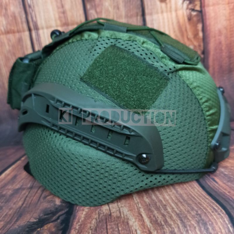 Helm Tactical Mich 2000 cover helm tactical cover helm tactical mich helm densus helm tni helm polisi helm tactical cover dan batery pouch helm airsoft helm airsoft helm cover single mess