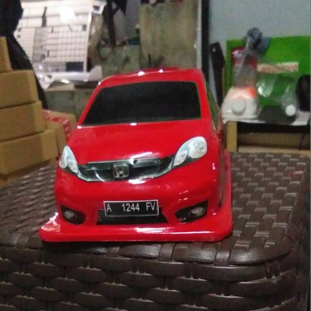 Miniatur box tisu Honda brio