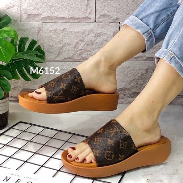 Wedges M6152