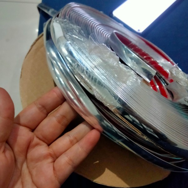 List Chrome Variasi Pintu Kaca Mobil Interior Exterior Mobil 15 mm