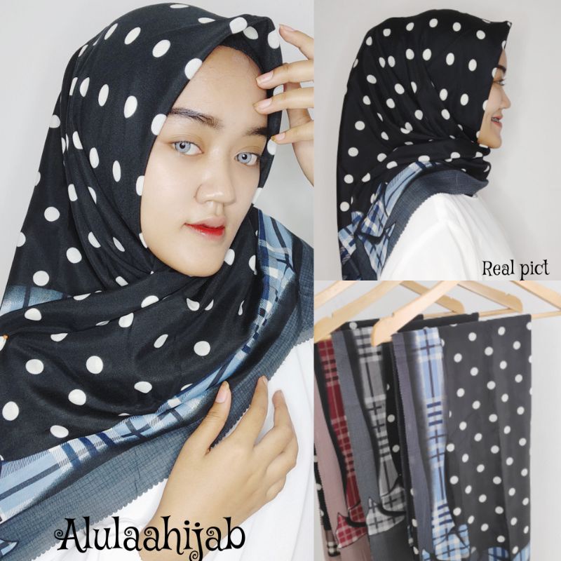 Kerudung vanilla hijab jilbab leopard love rantal polkadot / vanilla hijab segiempat voal motif vanilla chain / deenay kw button kw lasercut-Polka Pita Navy