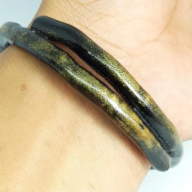 ➯ Gelang Akar Bahar Tali Arus Hitam Keemasan Kaku ℮