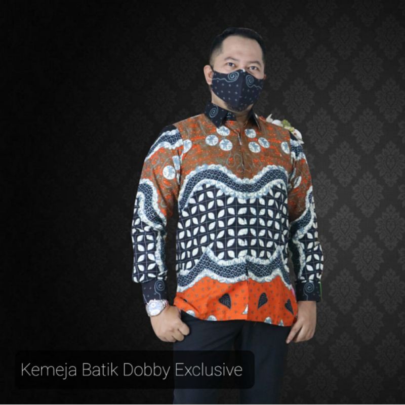 Kemeja batik dobby terbaik dengan tekstur halus dan adem