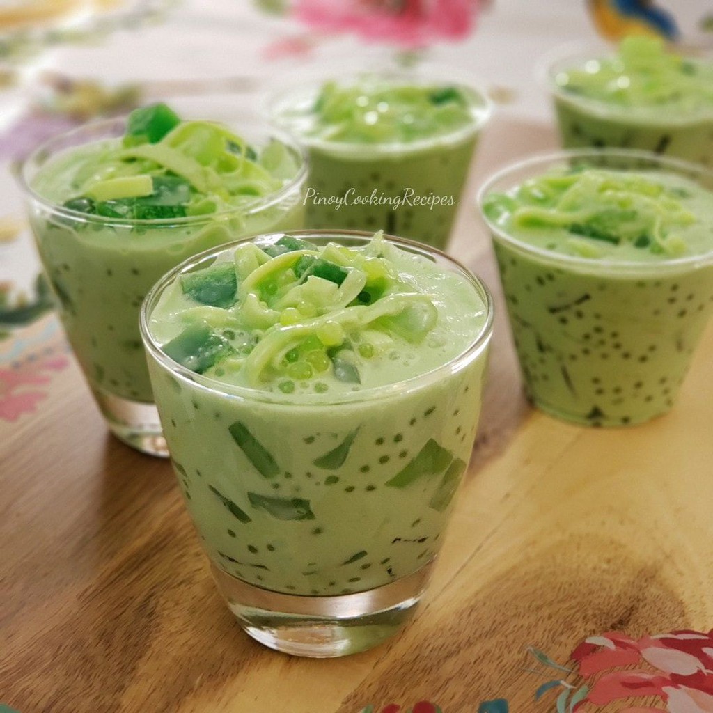 Minuman Dessert Khas Filipina Buko Pandan Kelapa Muda 300ml Nikmat Enak dan Segar Halal