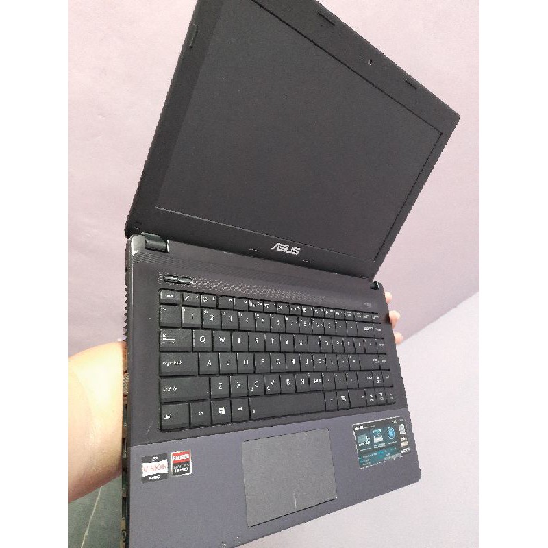 Laptop Asus X45U Series / AMD E2 Vision /Ram 4Gb/ 120Gb SSD