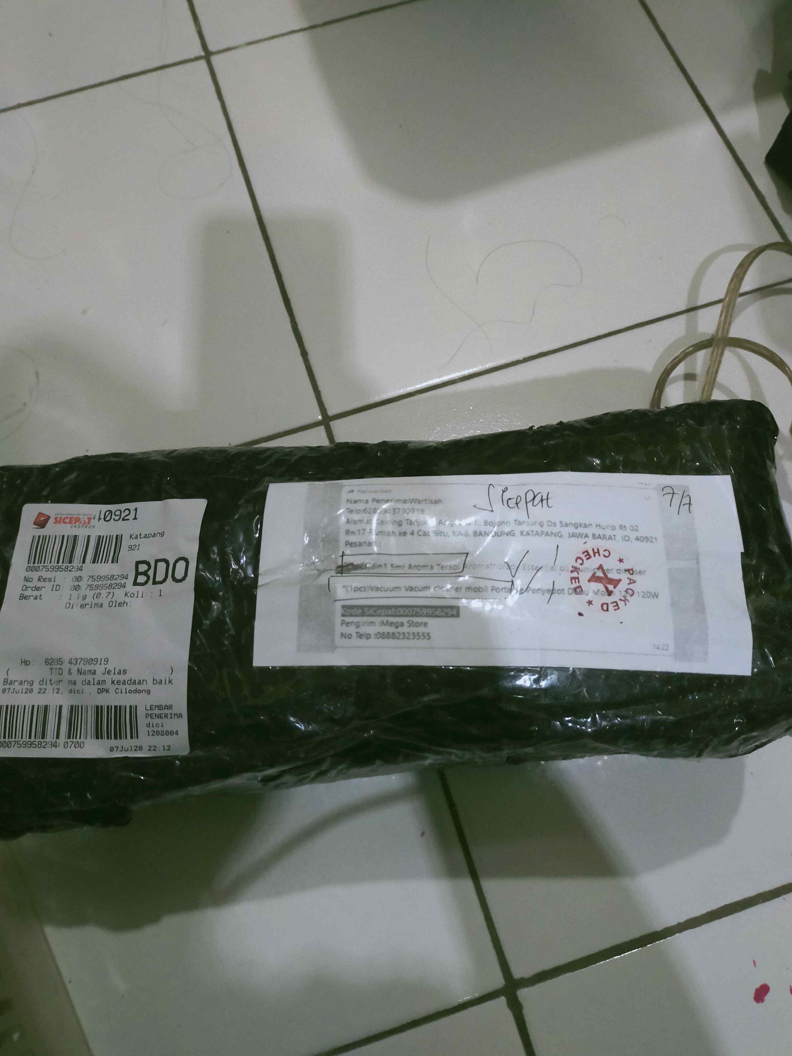 Humidifier Aromatherapy Aroma Terapi Pengharum Ruangan Diffuser Essential Oil Pelembab Udara M1062