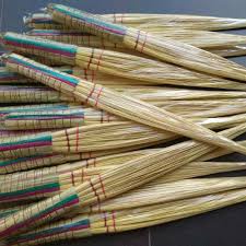 Sapu Lidi Pembersih Kasur / Penebah kasur / Sapu Lidi Putih Premium Penebah Kasur