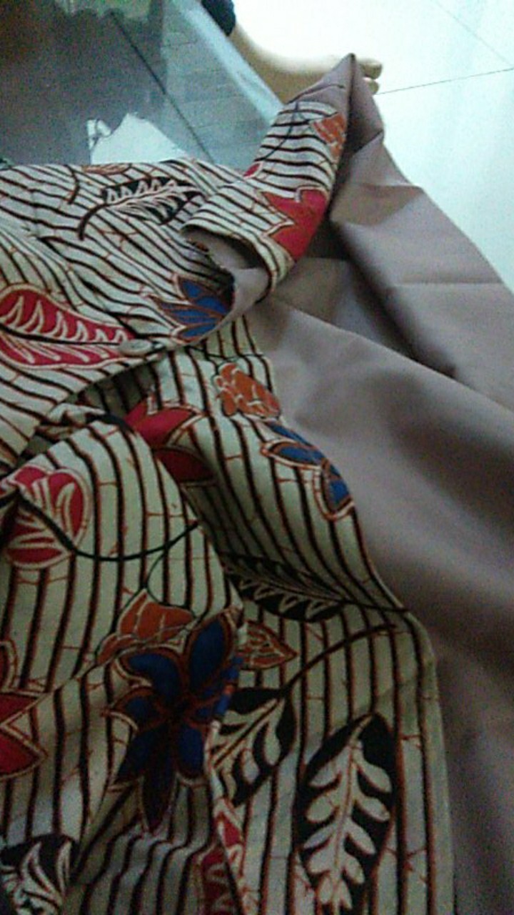 Atasan Batik Wanita Kembang Salur Resleting Belakang 6653