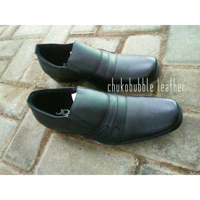 sepatu kulit cowok sepatu santai pria kulit asli garut