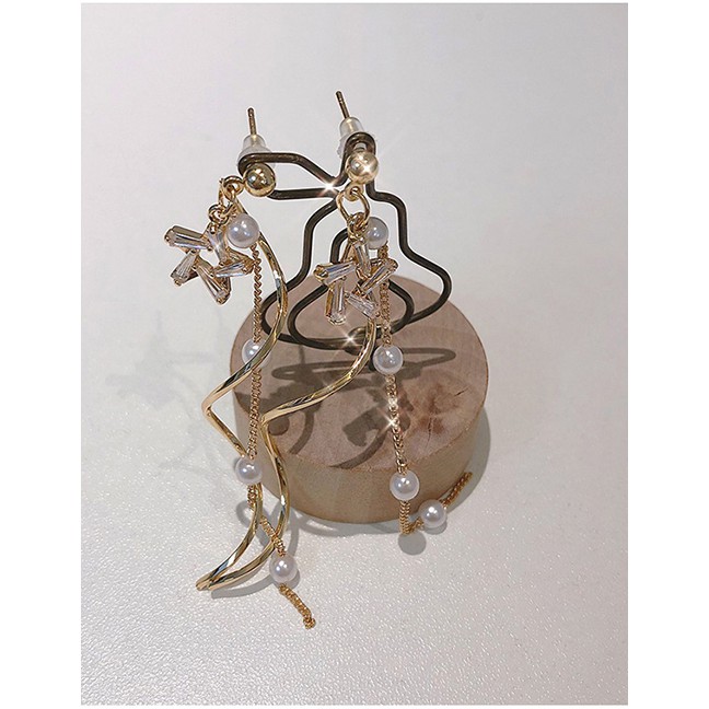 LRC Anting Tusuk Fashion Golden Five Star Tassel Pearl Earrings D89688