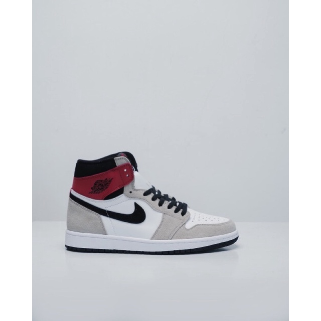NIKE AIR JORDAN 1 RETRO HIGH OG "WHITE/BLACK" LIGHT SMOKE GREY-VARSITY RED