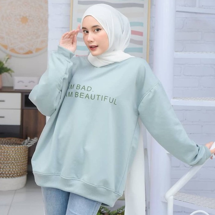 I Am Bad Beautifull Sweater Oversize