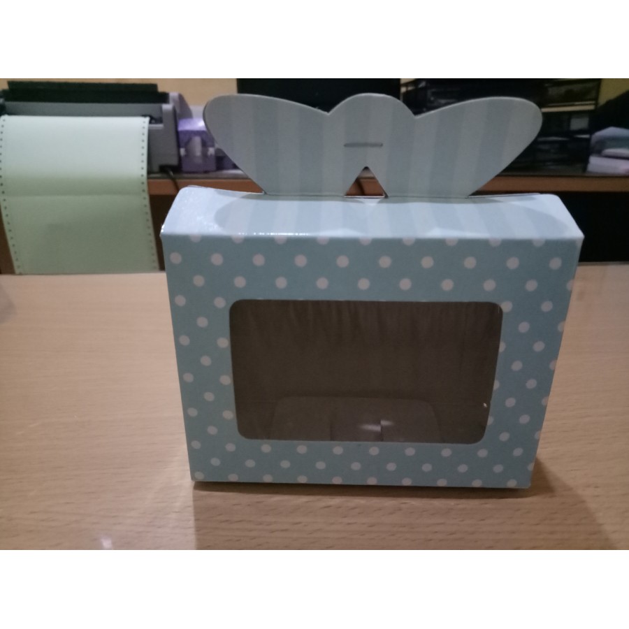 Kemasan Souvenir Berbahan Kertas Uk. 9.5 x 4 x 7 cm