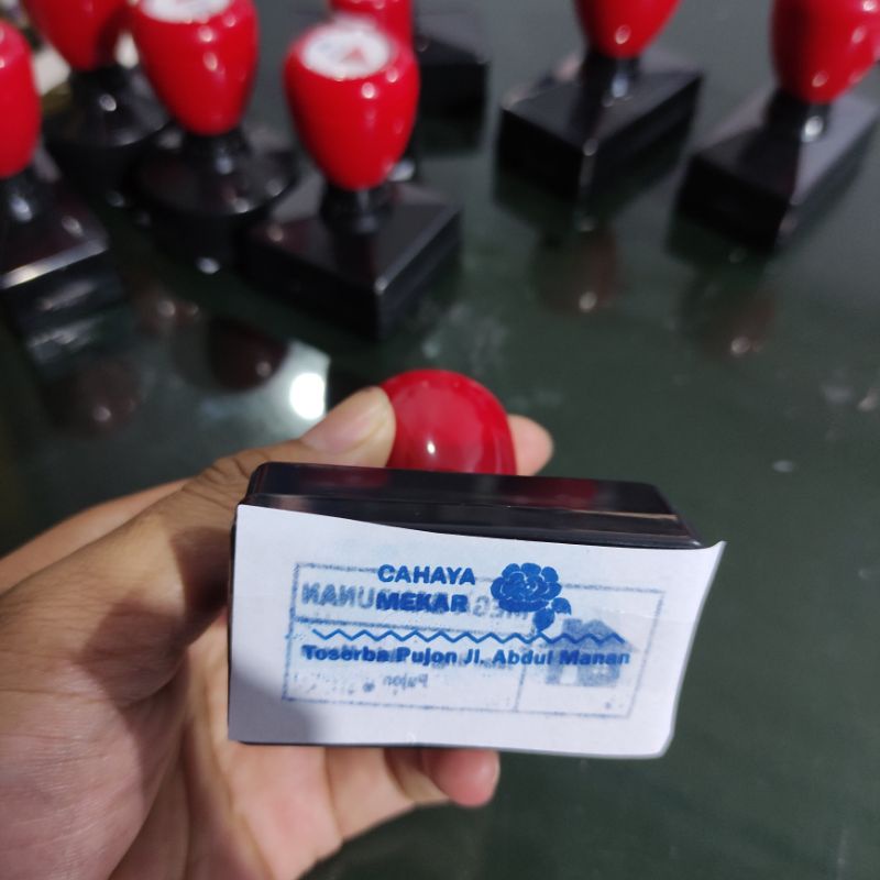 

KILAT Stempel Cetak Stempel Kilat