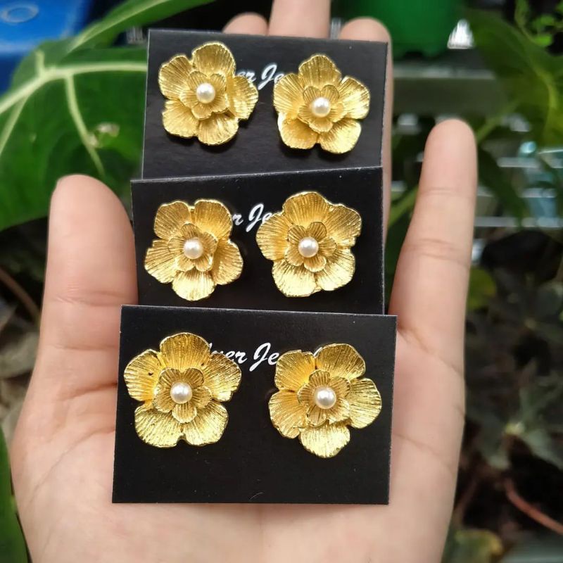 giwang alpaka bali lapis emas