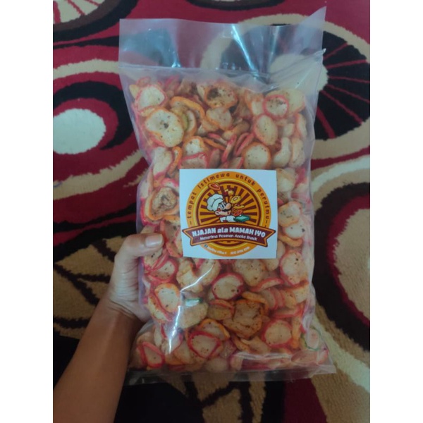 

KERUPUK SEBLAK KENCUR 400gram