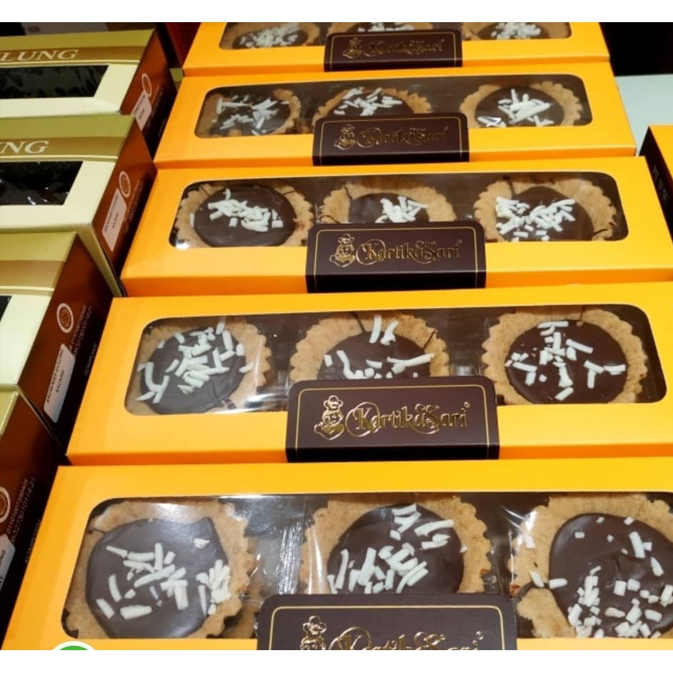 

READY JAKARTA 26 JUL 2025 - PIE SUSU KEJU STRAWBERRY CHOCOLATE TIRAMISU KARTIKA SARI BANDUNG CNY IMLEK LEBARAN IDUL FITRI NATAL