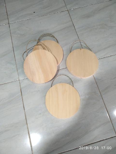 Talenan Kayu Pinus Tali Model Bulat Diameter 18 cm / Wooden Cutting Board