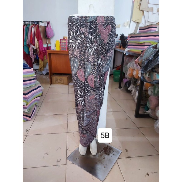 (2/3) Rok batik FOIL EMAS pinggang karet. Langsung pakai. Termurah produksi sendiri. KeroncongBusana-5B