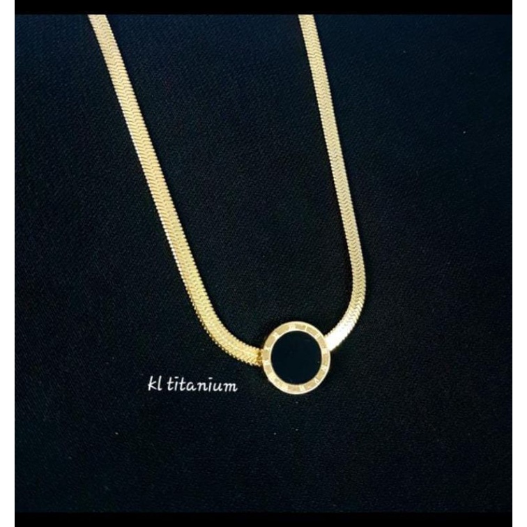 kalung titanium gold