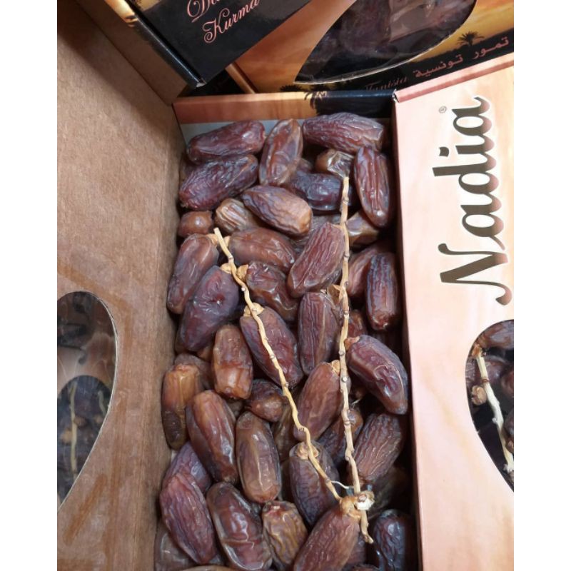 

Kurma Tangkai Nadia 500 gr