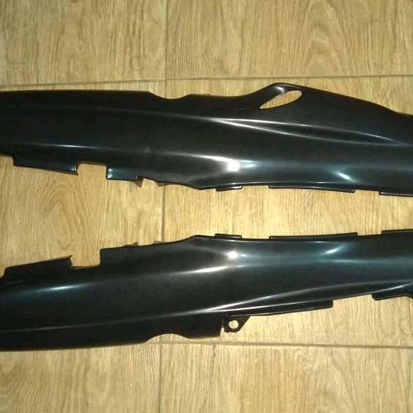 Langsung Order cover body belakang set yamaha f1zr yamaha fizr original Murah