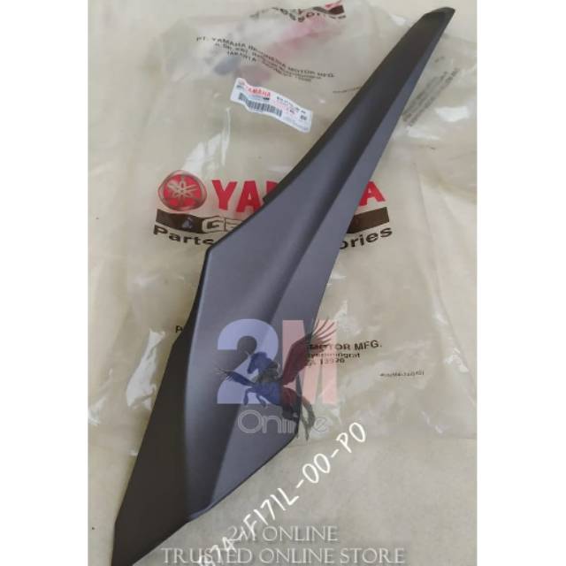 mole side cover body bawah pijakan kaki xmax 250 kiri mate grey original