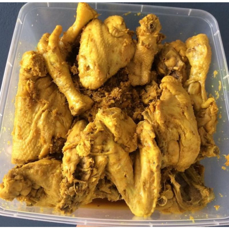 

Ayam ungkep Serundeng