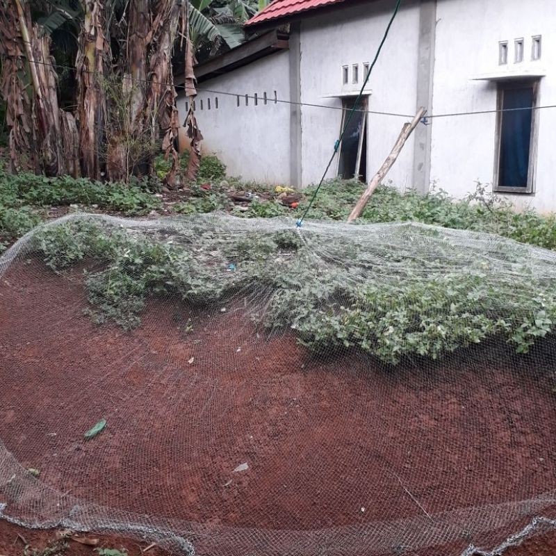 

jala ikan 1" berat 3. kg panjang 2. meter jala lempar full kembang