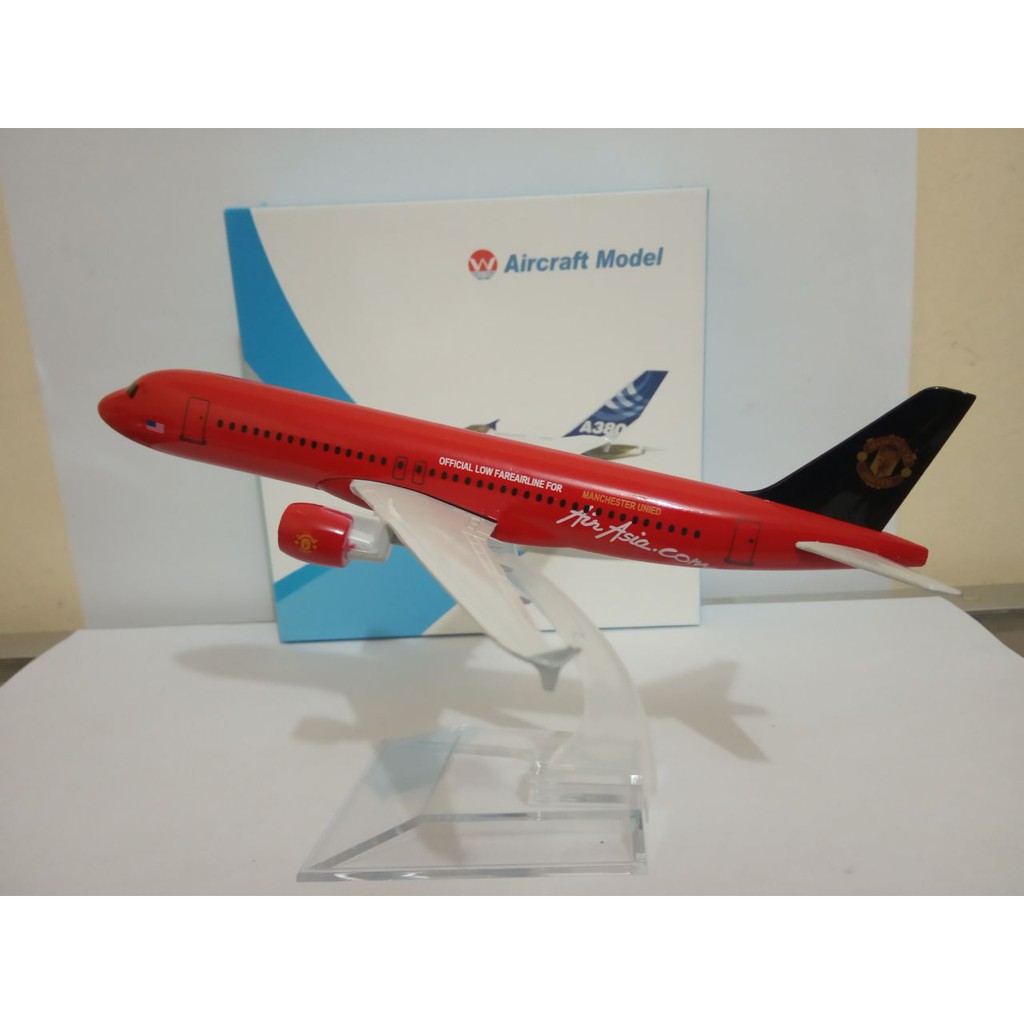 Diecast pesawat Air Asia official Manchester United MU the red devil