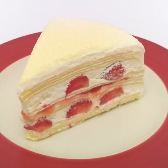 

Mille Crepes Strawberry Milky Cheese