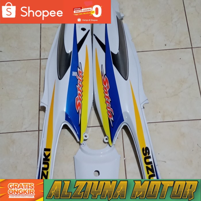 Body belakang Satria hiu Malaysia putih