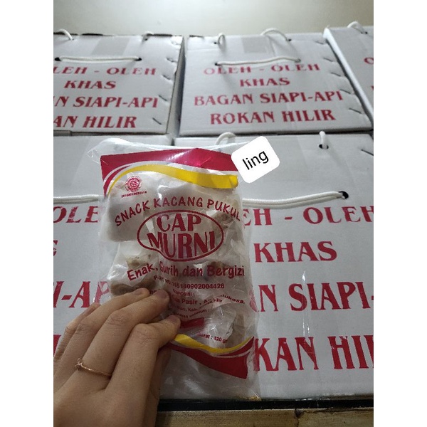 

kacang pukul cap murni 1 kotak isi 12 bungkus oleh-oleh bagansiapiapi