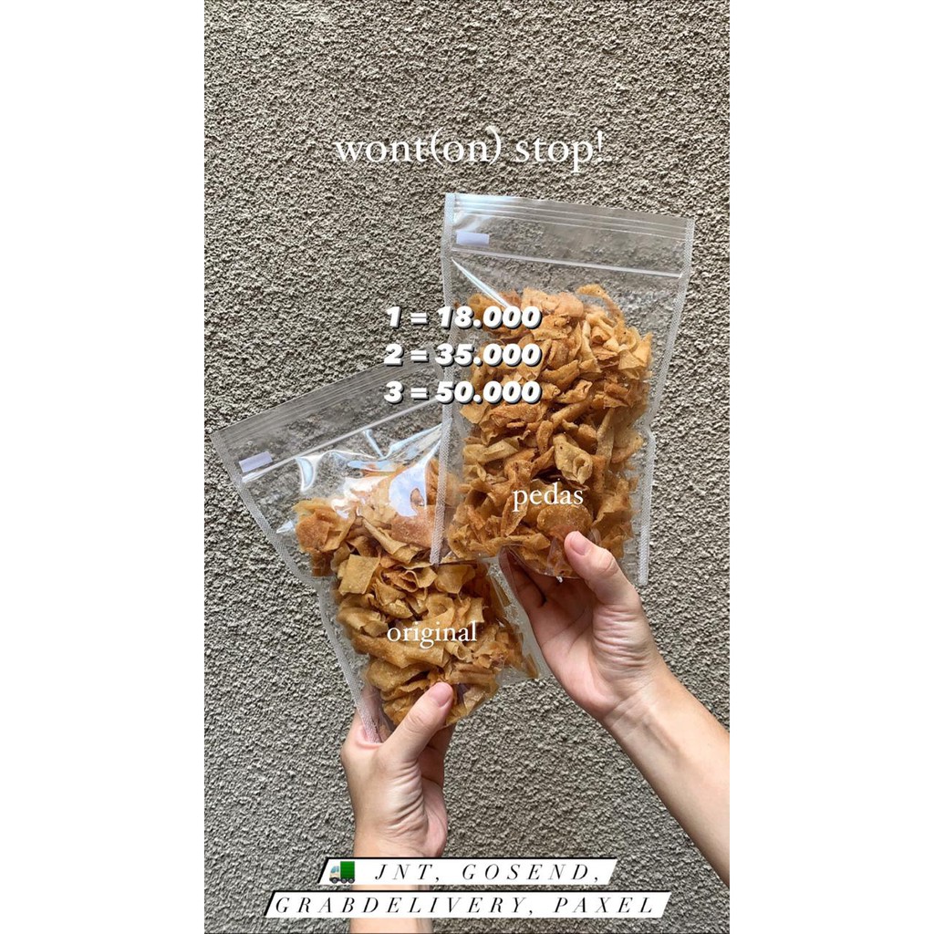 

keripik kulit pangsit (pedas dan original)