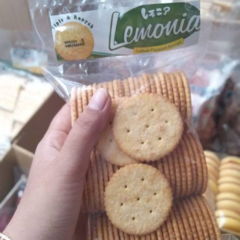 

MURAH !! Lemonia 250gr / snack kiloan / jajan kiloan lemonia rasa lemon