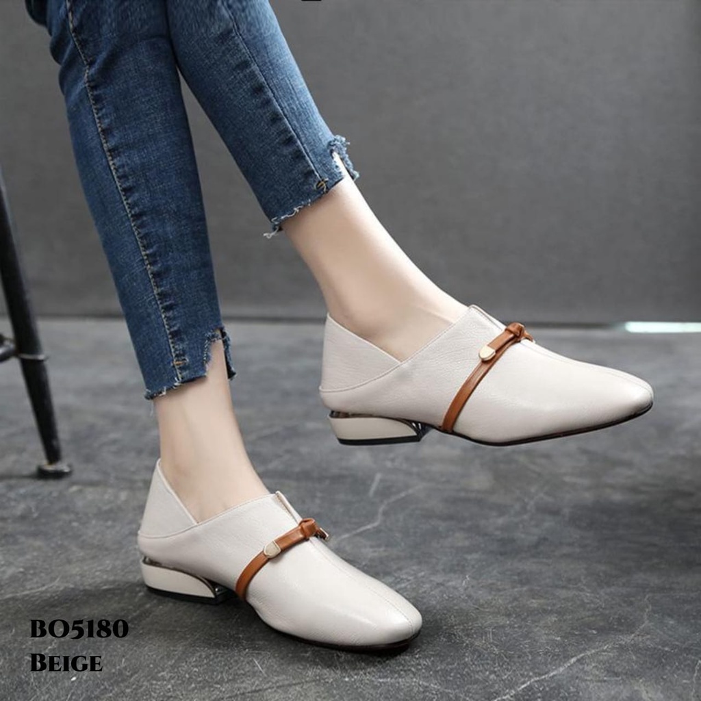 RESTOCK WYN SEPATU BOOTS FLAT KOREA ANTI SLIP DAN NYAM DI KAKI BO5180