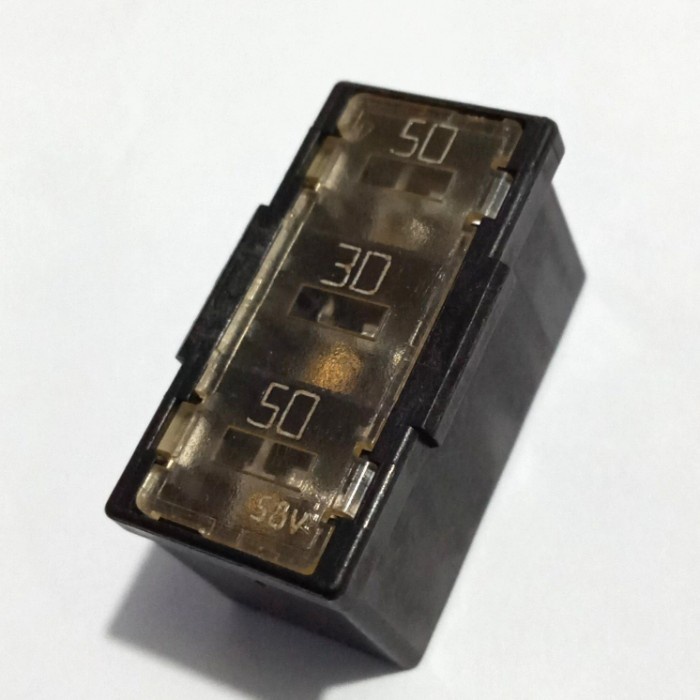 Skring Pusat Sekring Kotak Sikring Pusat Mobil Sekring 30A 40A 50A