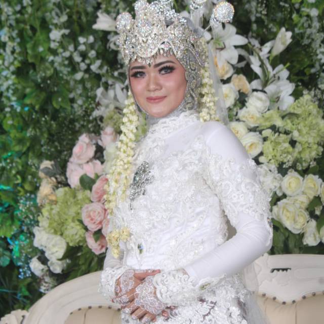 sariharyanti145