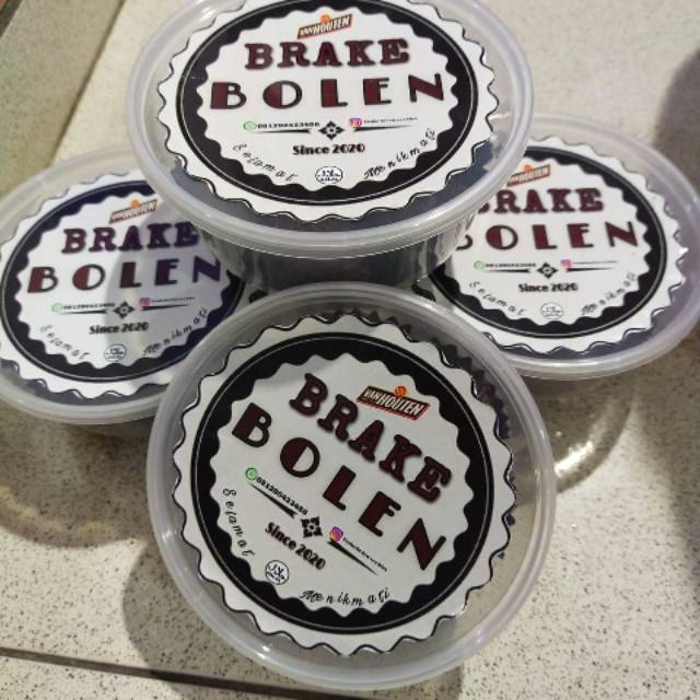 

Brake Bolen...Dibuat dengan bahan2 premium..no pengawet...Aman dikomsumsi semua kalangan..home made