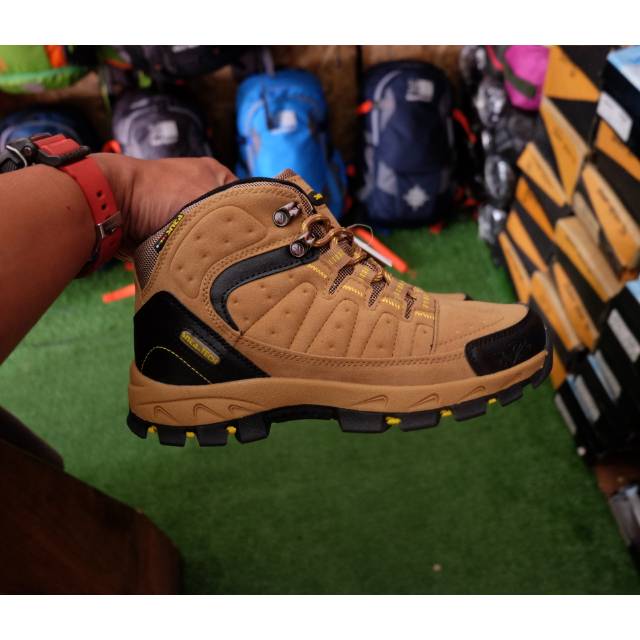 Termurah - original - bergaransi - sepatu hiking snta - sepatu snta - snta waterproof -snta original