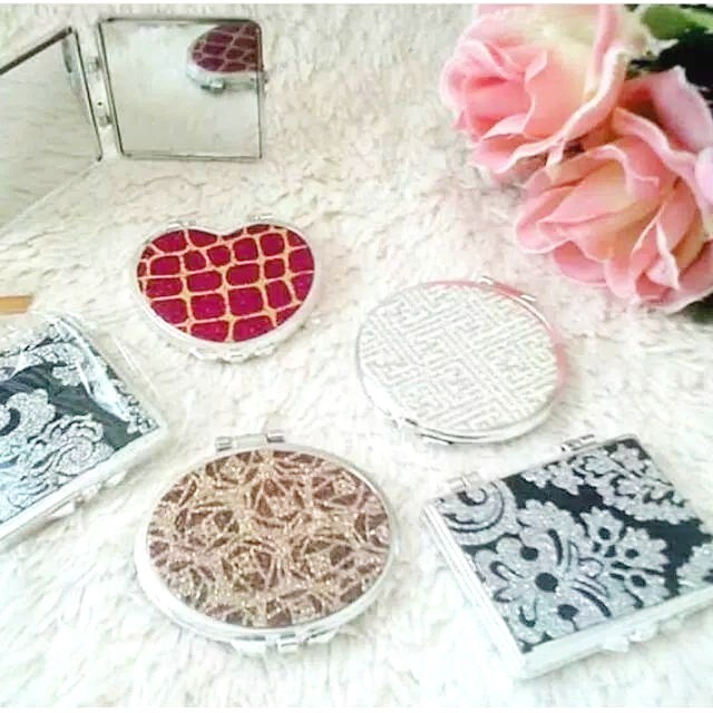 COD MAKASSAR Cermin Lipat Gliter Pasir Mirror Glitter Souvenir Kaca Shopee Online Shop Toko Tamz