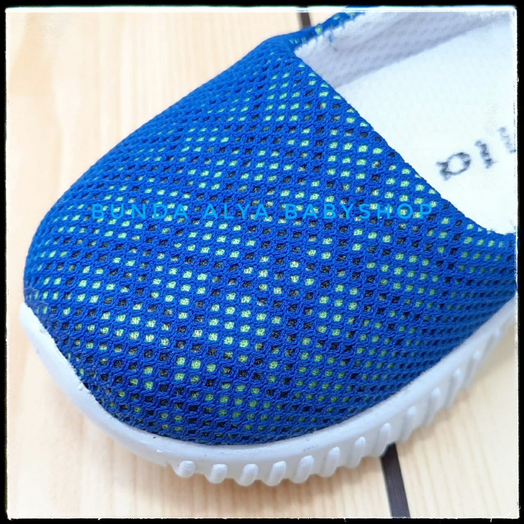 Sepatu Anak Perempuan Usia 1 Tahunan Slip ON Kanvas BIRU - Sepatu Anak Cewek Size 22 Alas Karet Anti Licin