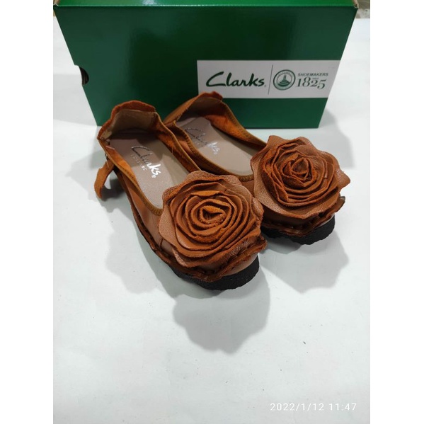 SEPATU KANTOR WANITA CLARKS BIG ROSE 2031/ SEPATU KULIT