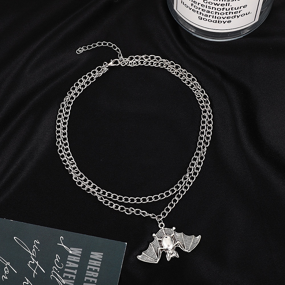 Liontin Kelelawar Perak Kuno Gothic Kalung Multi-layer Susun Yang Dipersonalisasi Aksesoris Fashion Halloween Yang Lucu Dan Berlebihan