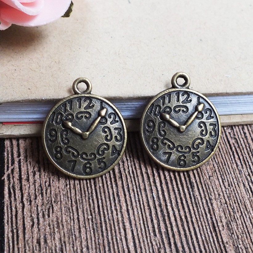 Charm Jam Alice Bandul Mainan Kalung Gelang Liontin Pendant Aksesoris