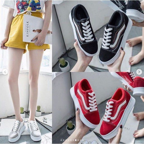 Sepatu Sneakers S863