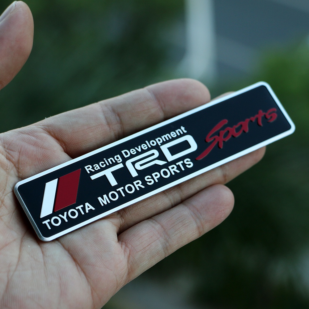 Sticker Emblem Dekorasi Pintu Depan Mobil Toyota Yaris Supra 86 RAV4 Vitz Camry Crown 3D