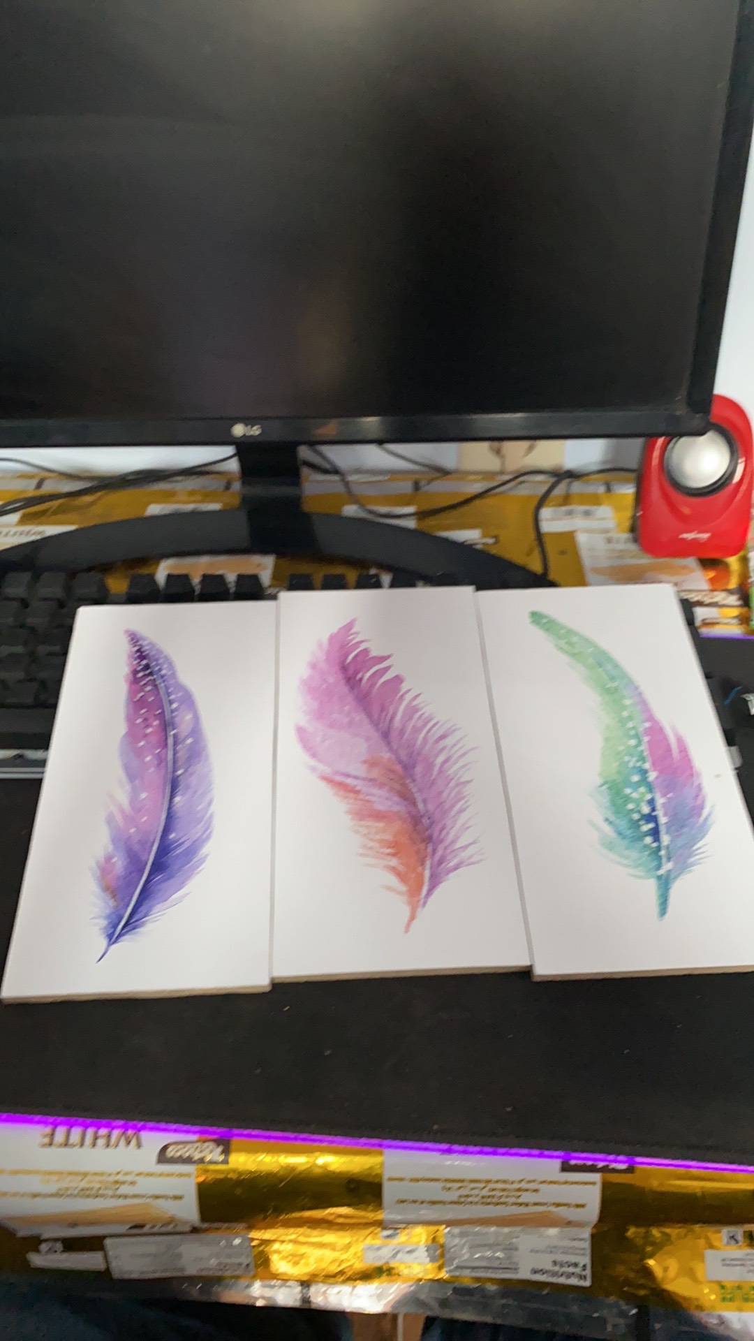 Indowooden Hiasan Dinding Rumah Gambar Pajangan Dinding Bulu Angsa Ukuran 10 X 20 Cm