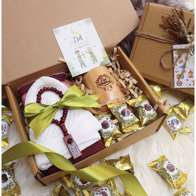 HAMPERS GIFT SET COWOK / KADO ULTAH COWOK / KADO BUAT KESAYANGAN / KADO MANLY / KADO SAJADAH / KADO GRADUATION / KADO LEBARAN