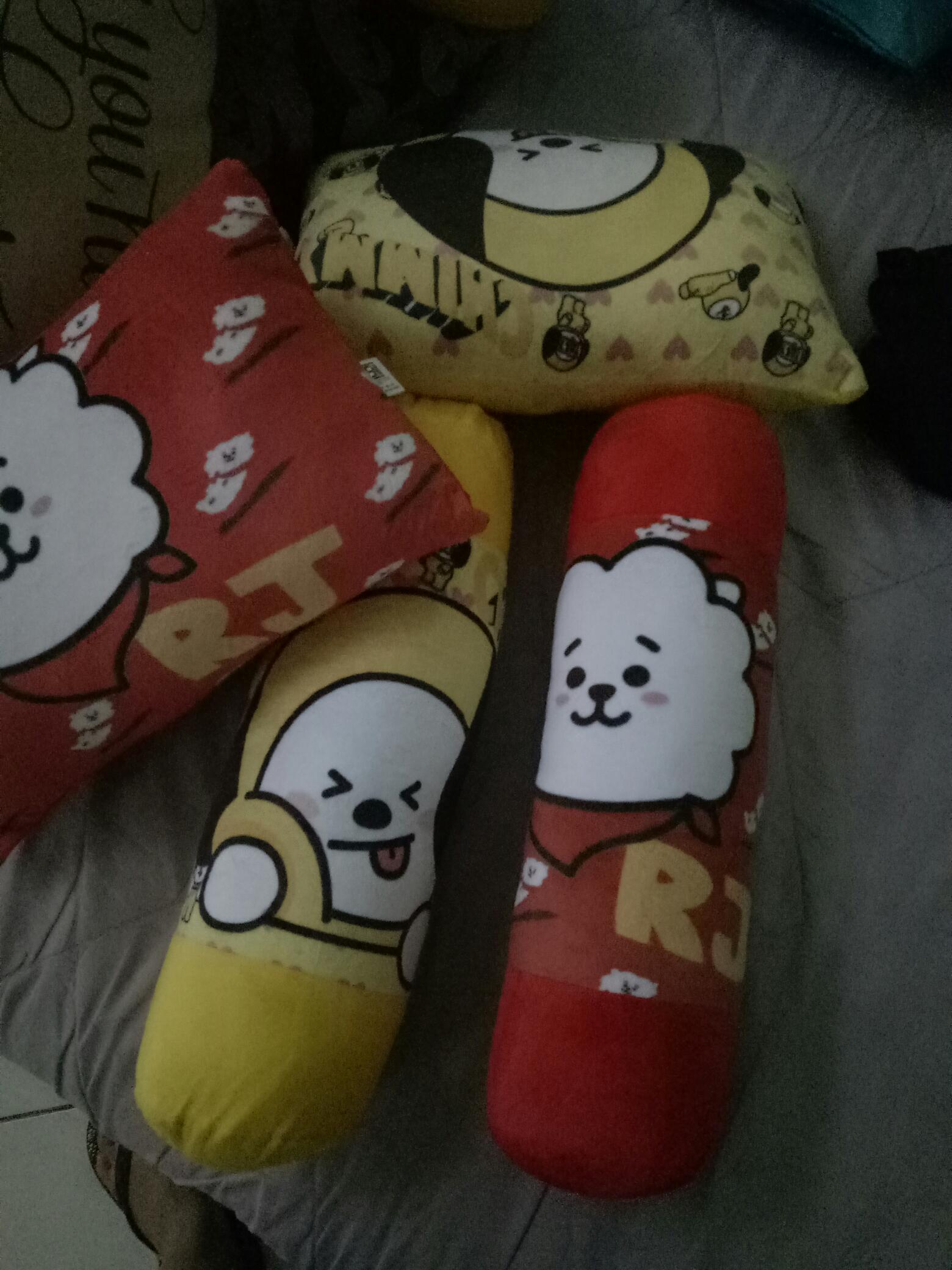 Paket Bantal Guling Rj Warna Putih Unofficial Bts Bt21 Kpop